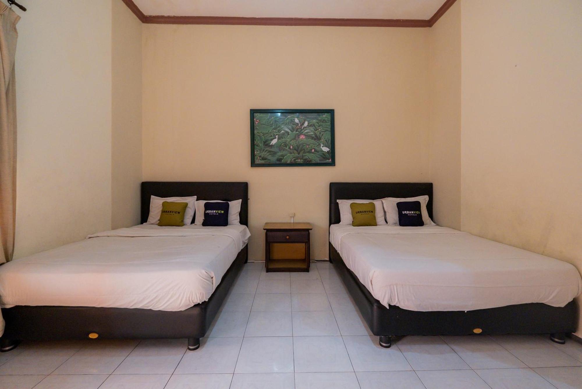 באטו Urbanview Hotel Near Jatim Park 1 By Reddoorz מראה חיצוני תמונה